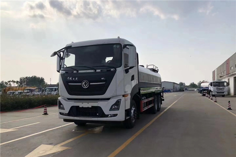 東風(fēng)天龍后八輪20噸噴霧車，國六綠化噴灑車
